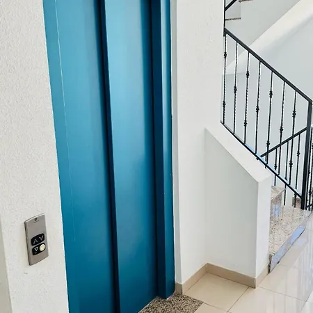 Apartamento Montemayor *