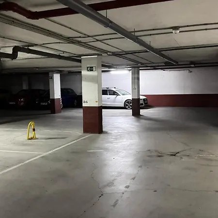 Apartment Montemayor 2br Pool And Garage *