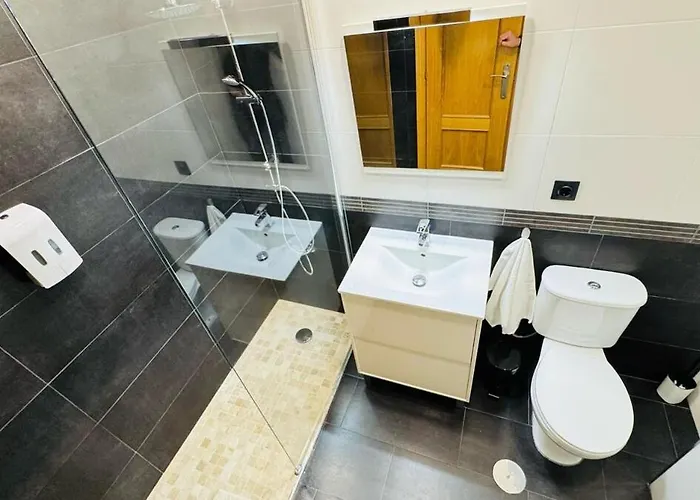 Montemayor 2br Pool And Garage * Estepona